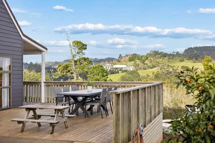 8 Redmount Place Red Hill_1