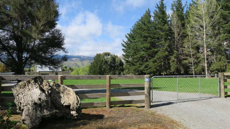 3957 Northbank Road Wairau Valley_37