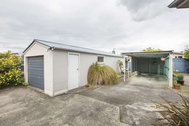 5 Stafford Place Awapuni_13