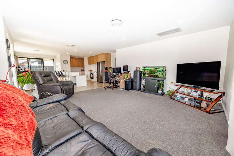 6 Mellay Mews Mosgiel_4