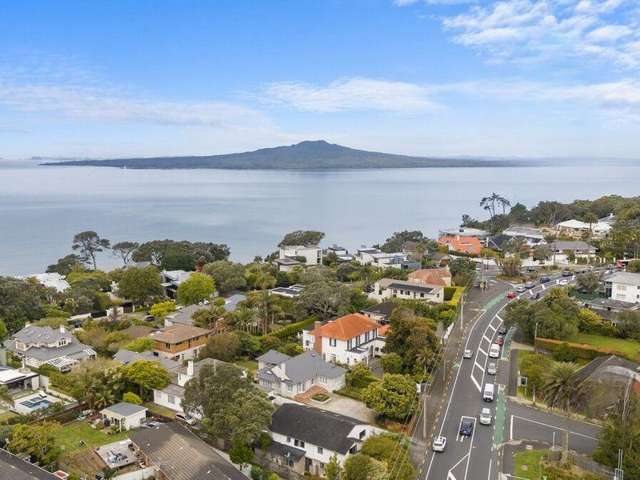 232 Lake Road Hauraki_3