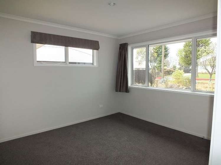 30 Shortland Street Wainoni_15