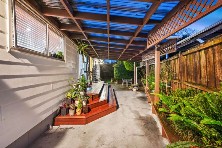 24 Beauchamp Drive Massey_16