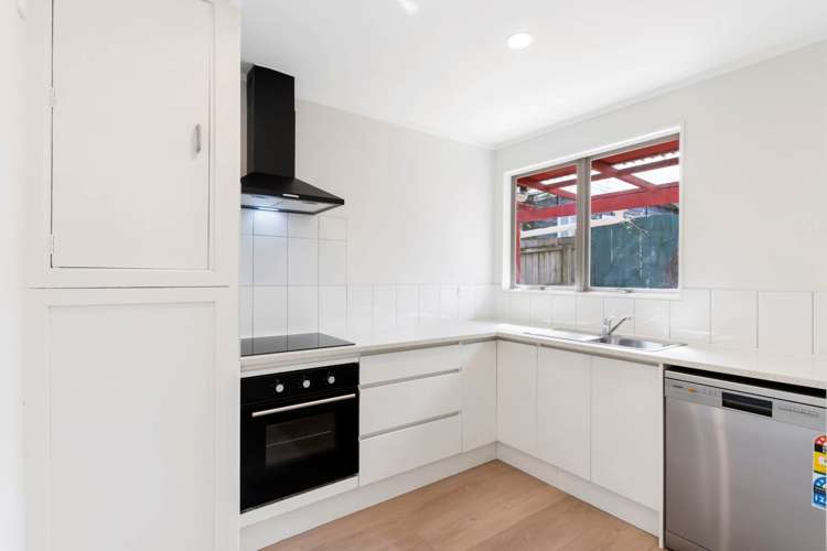 3/5 Oates Road Glen Eden_2