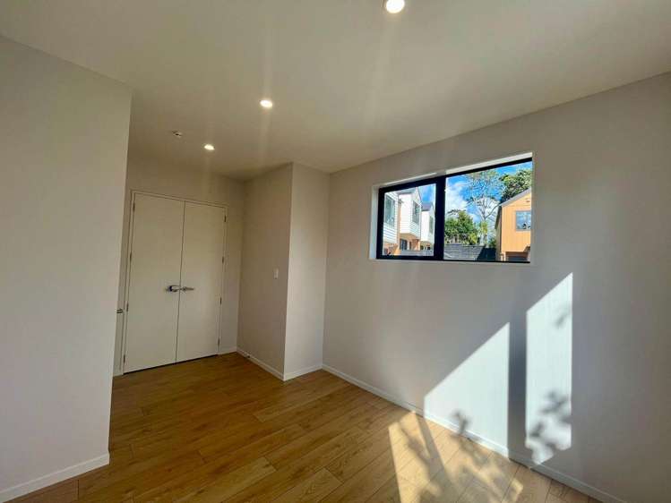 44B Sylvan Crescent Te Atatu South_7