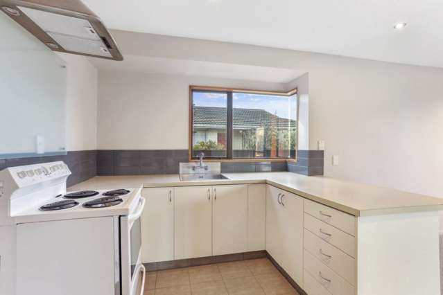 1/168A Lyttelton Street Spreydon_4