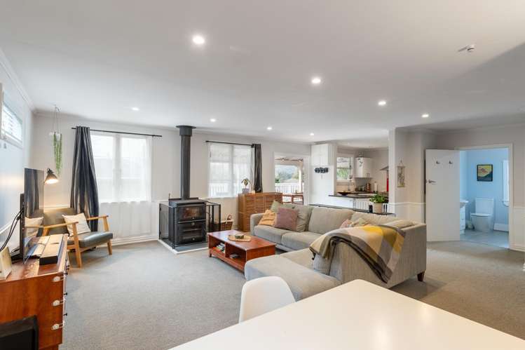124 Wyndham Road Pinehaven_1