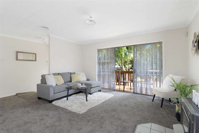 72a Astley Avenue New Lynn_4