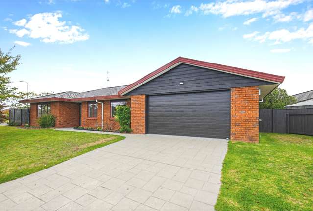 BEO $995,000 - Four Bedroom Stunner