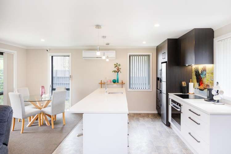 6 Bryant Street Takaro_10