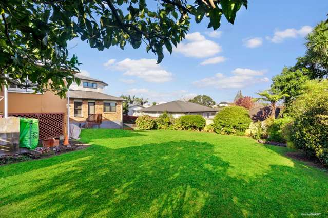 16 Commissariat Road Mount Wellington_1