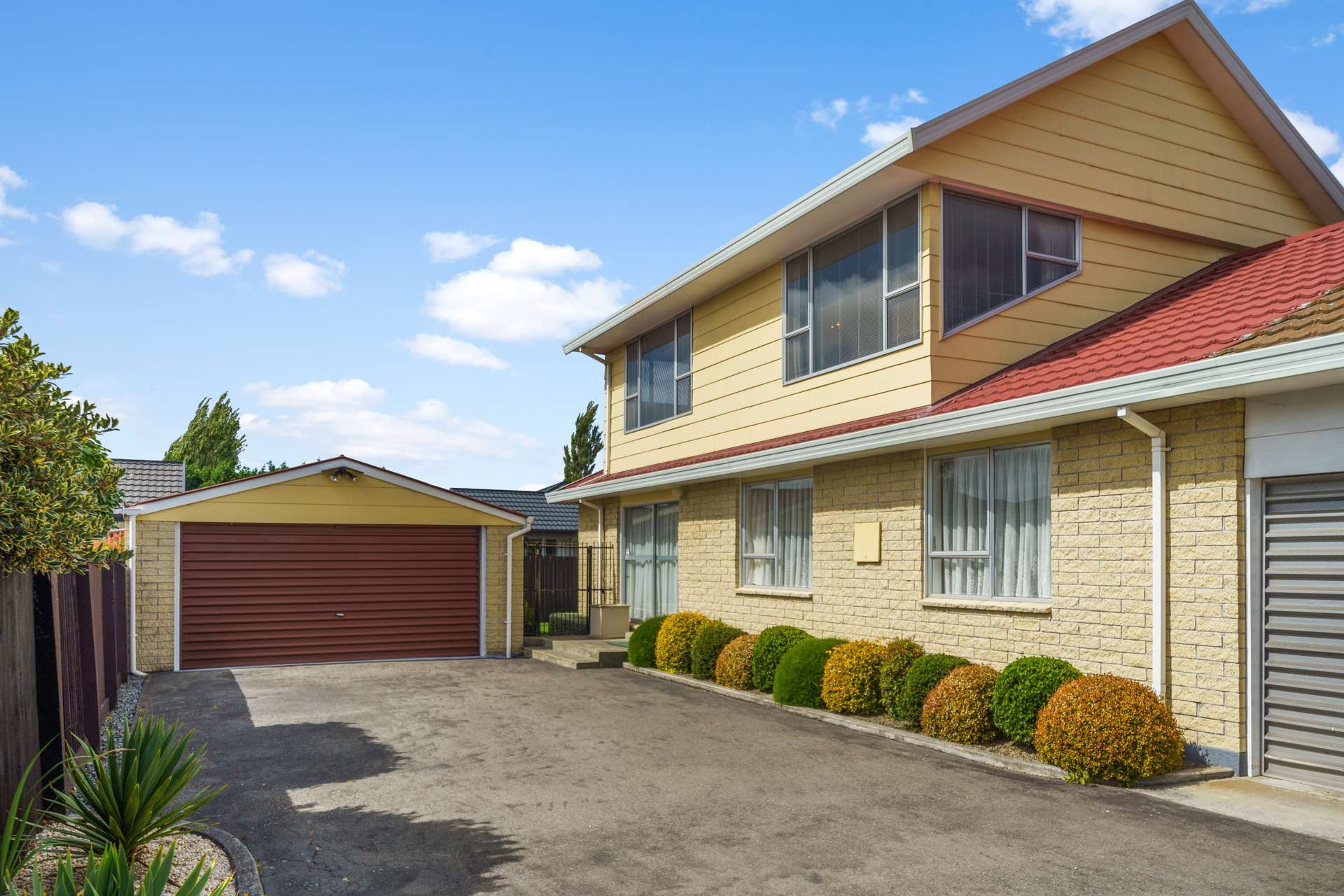2/17 Nyoli Street Northcote_0