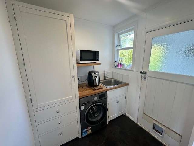 153 Williams Street 11373_4