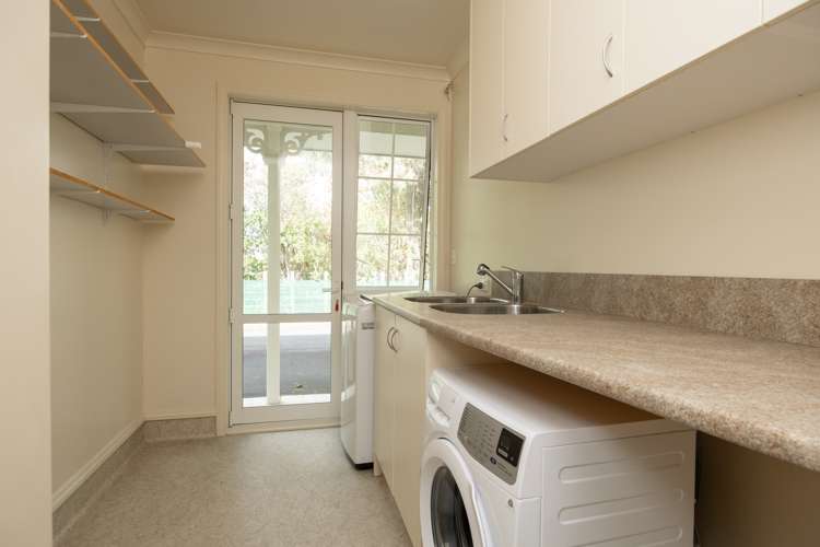 114 Polson Hill Drive Aokautere_19