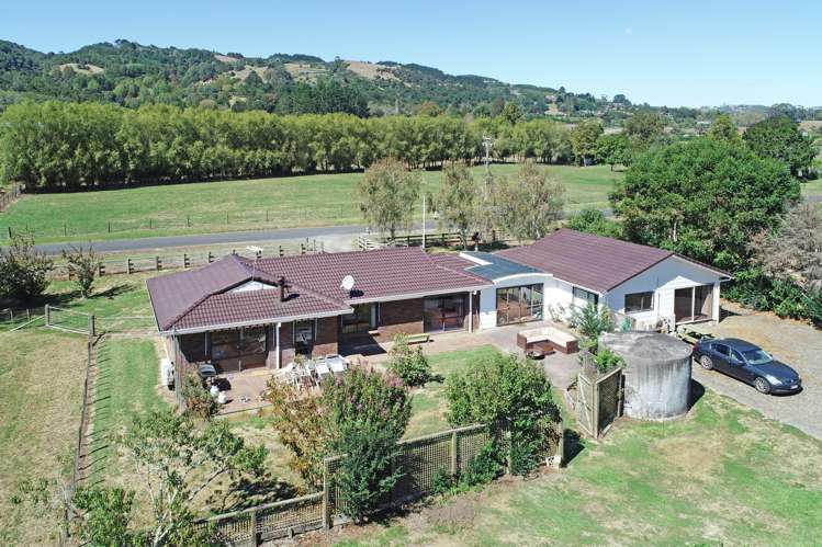 244 Cossey Road Drury_4