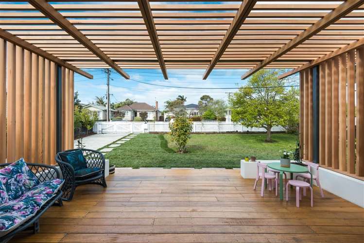 19a Wicklow Road Narrow Neck_2