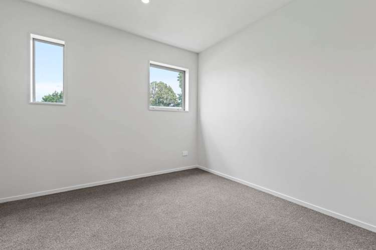 27 Te Ara Wai Mangere East_10