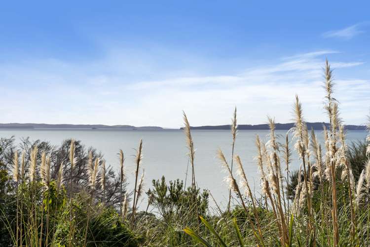 10 Craig Road Maraetai_11