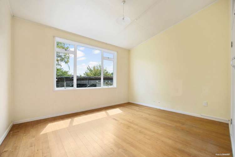 3/16 Latham Avenue Pakuranga_11