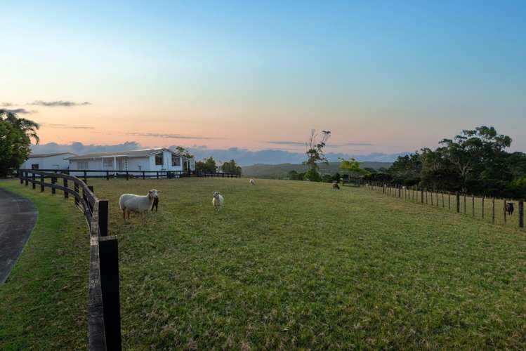 690 Ridge Road Riverhead_27