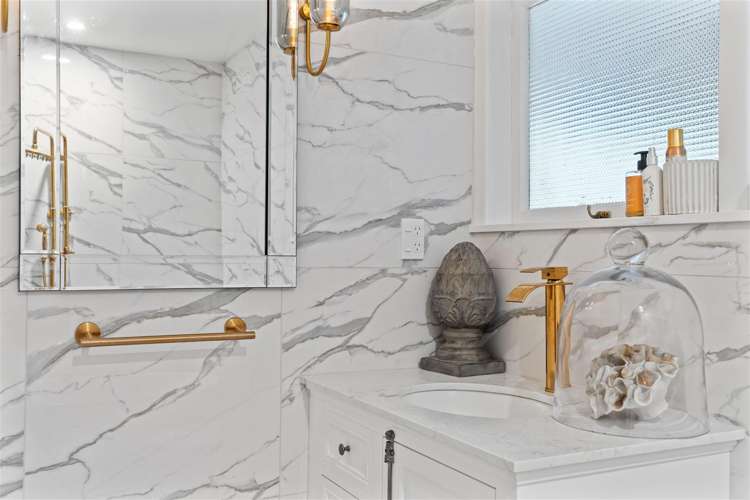 2 Bickerstaffe Road Maungaturoto_26