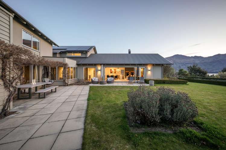 1 Briar Bank Drive Wanaka_22