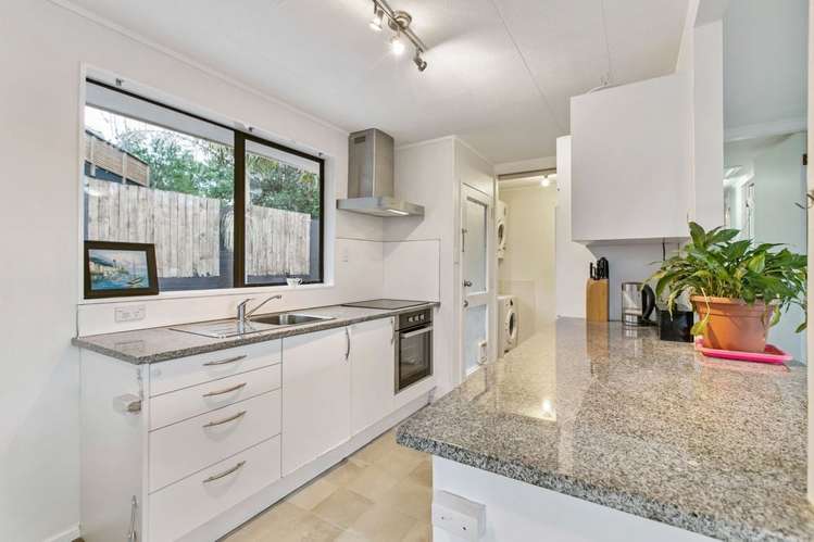 16 Midgley Road West Harbour_2