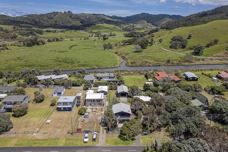 211 Mangakahia Drive Whangapoua_18