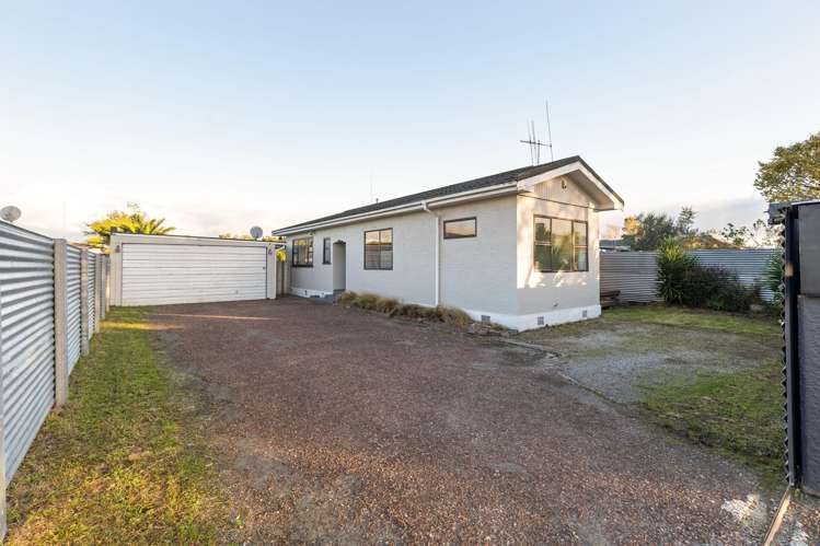 256 Tremaine Avenue Highbury_29