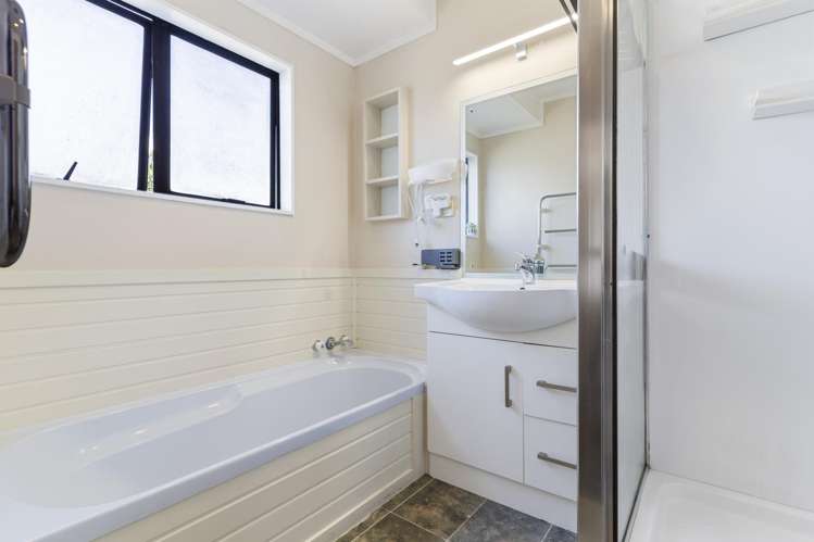 17 Hale Crescent Bayview_13