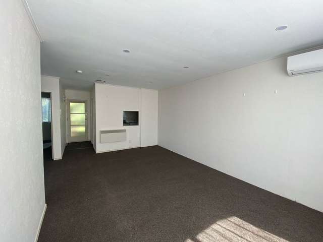 3/10 Martin Grove Normandale_4