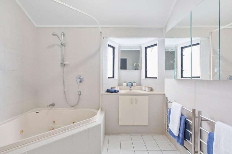 2A Curzon Street 10051_8