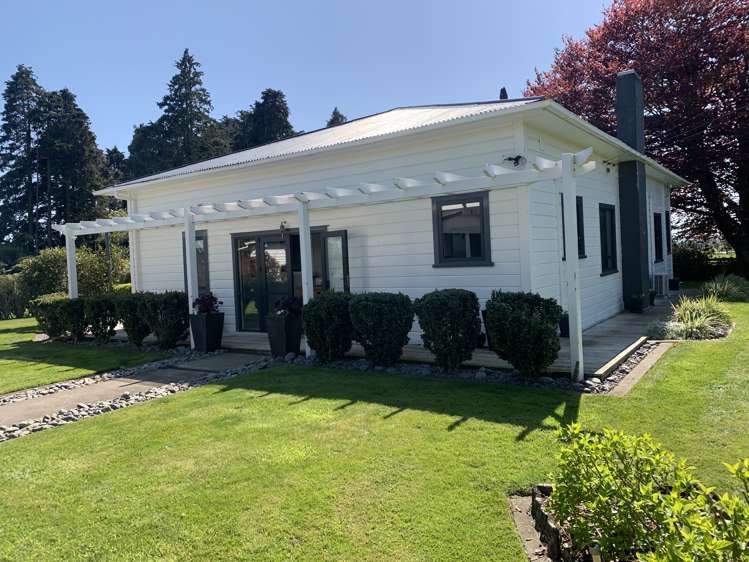 2442 Mountain Road Tariki_17