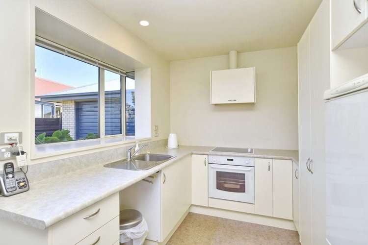 6 Seadown Crescent Amberley_6