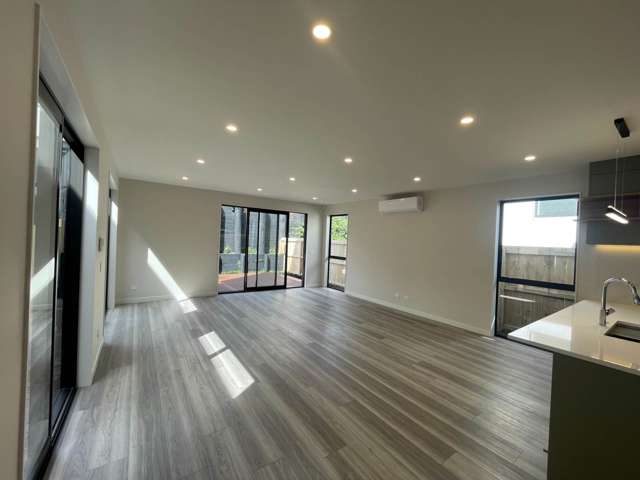 37 Bronzewater Drive Silverdale_2