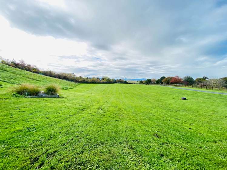 20 Penrhys Close Waitakaruru_13