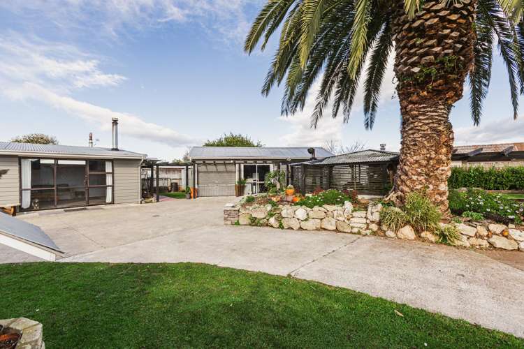 202 Caroline Place Mayfair_10