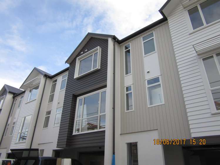 17 Watermill Lane Silverdale_0