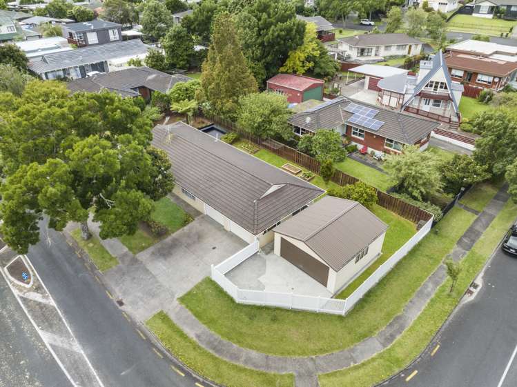 2 Ashdown Place Pahurehure_3