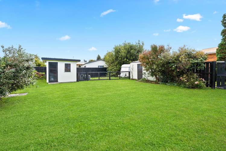 13 Marion Place Deanwell_10