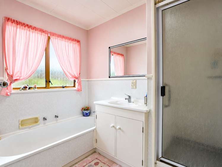19 Winstone Avenue Chartwell_23