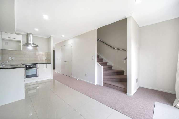 4/5 Wallson Crescent Wiri_3