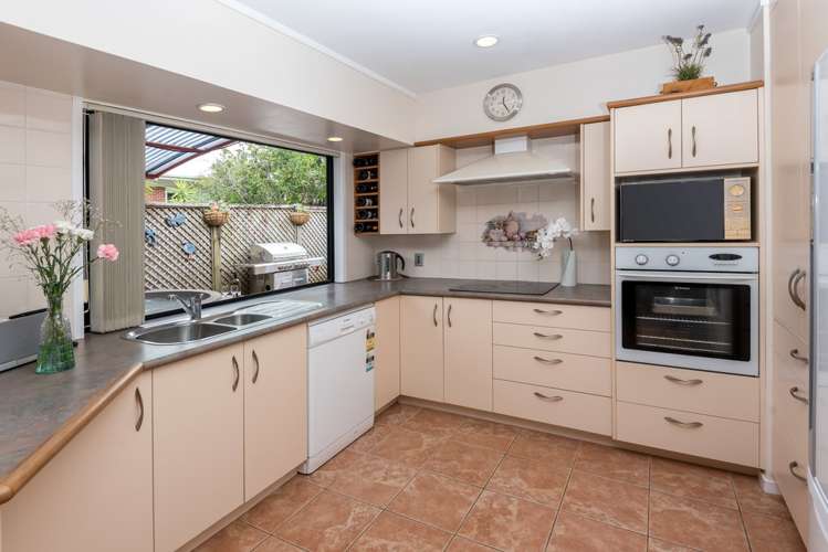 2/78 Moore Street Howick_7