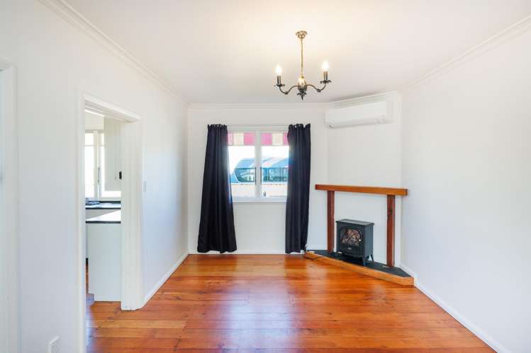 23 Ross Street Marton_17