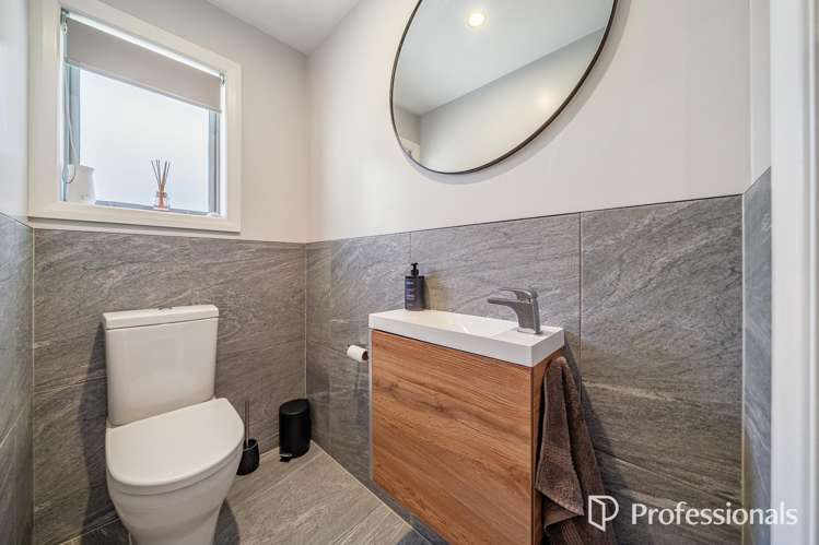 25 Kendal Grove Wainuiomata_15