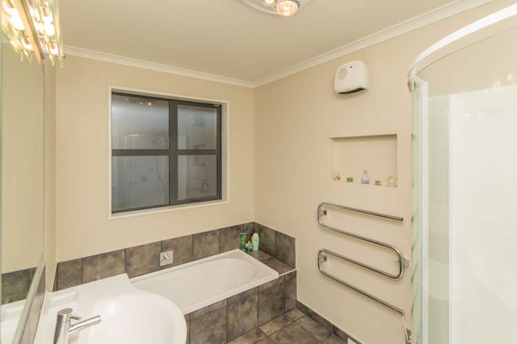 38 Reka Street Parklands_17