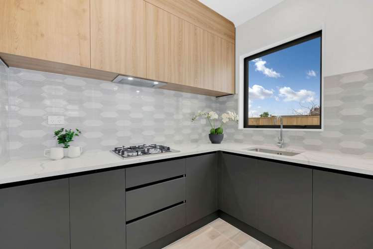 64 Koromeke Street Flat Bush_28