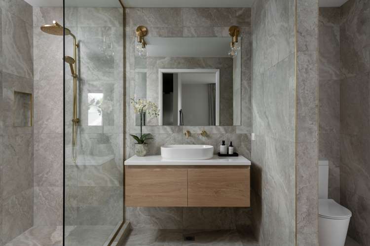 2/908 River Road Queenwood_29