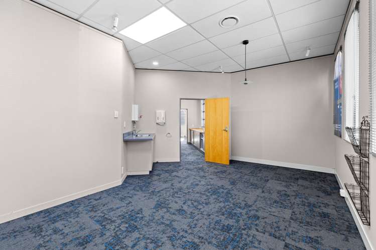 Level 1, 312-320 Church Street Palmerston North_4