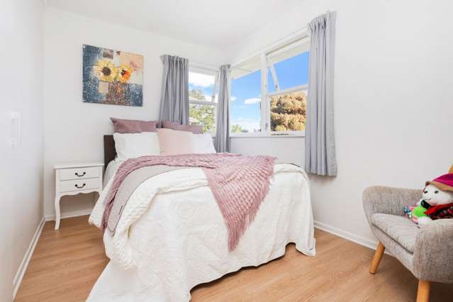 10 Hobart Crescent Wattle Downs_4